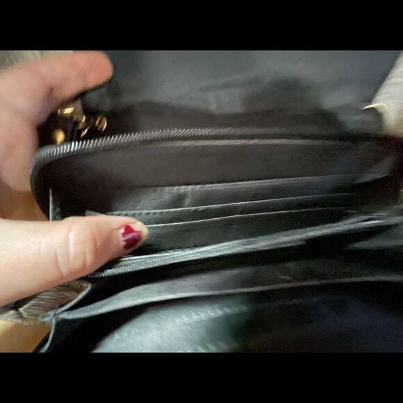 Black Leather Wallet Crossbody - Picture 7 of 7